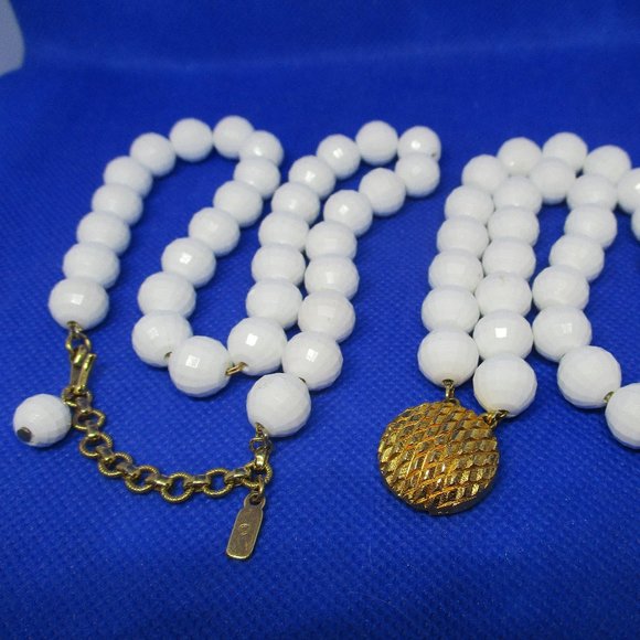 MONET Strung On Gold Tone Chains Faceted Lucite White Beaded Necklace Bracelet - Picture 9 of 11